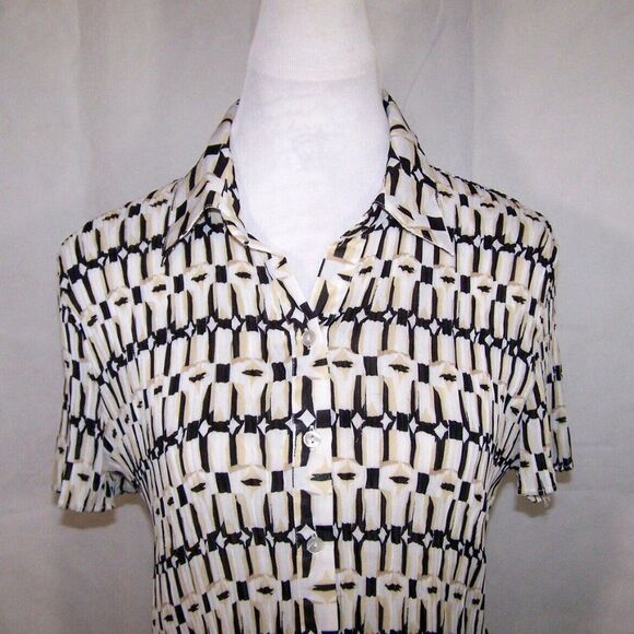 Essentials by Milano Shirt Top Large Mini Accordion Pleat Button Up Short Sleeve - Picture 3 of 8